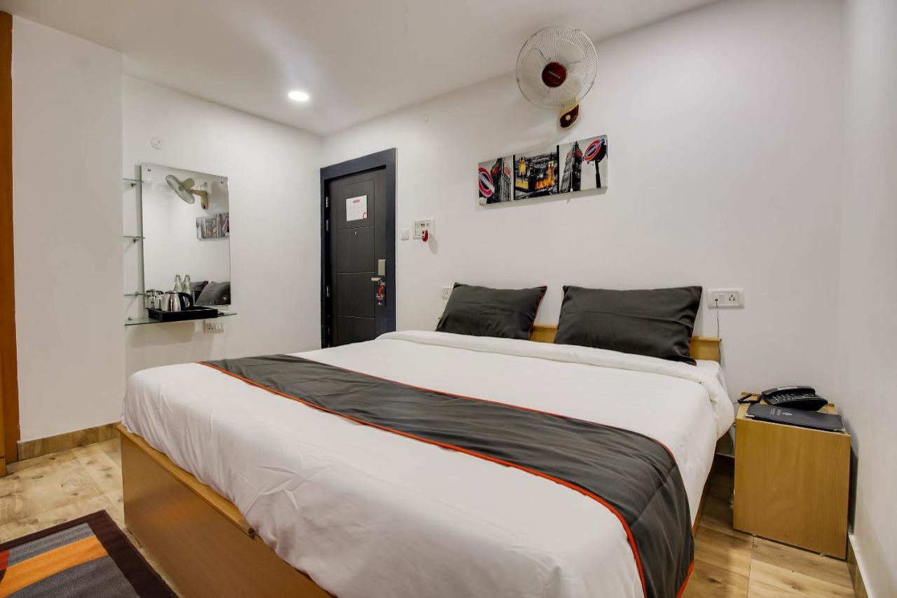 Oyo 2794 Hotel Plaza Inn Guwahati Ngoại thất bức ảnh