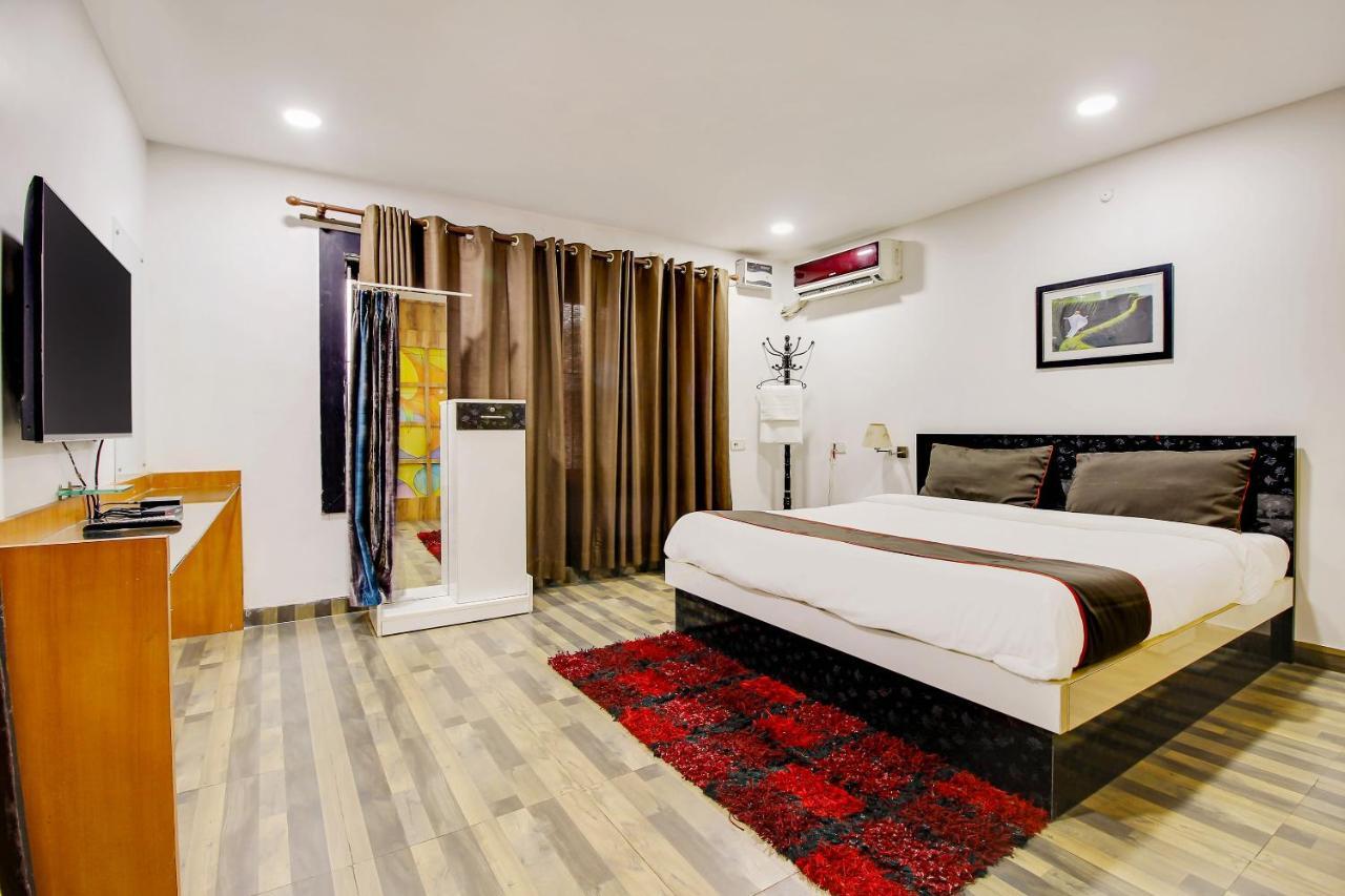 Oyo 2794 Hotel Plaza Inn Guwahati Ngoại thất bức ảnh
